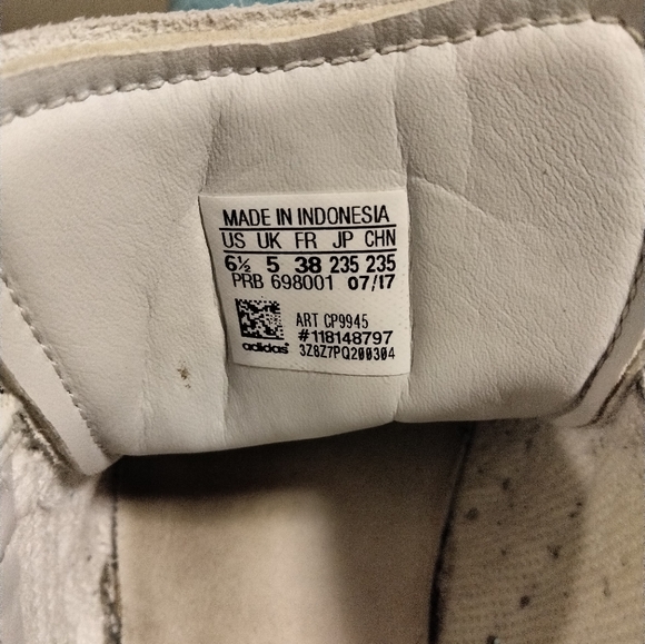 Metal toe Adidas Superstar size 6.5 - Picture 6 of 7